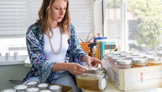 woman-labeling-jars-645x430